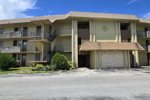 Condominio en venta en Plantation, Florida, 1 dormitorio, 73.39 m2 № 1367611 - foto 1