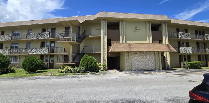 Condominio en Plantation, Florida, 1 dormitorio  № 1367611