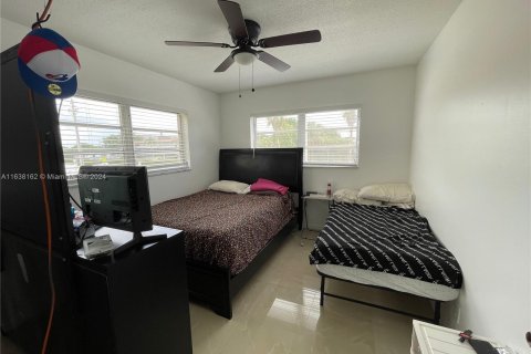 Condominio en venta en Hollywood, Florida, 2 dormitorios, 81.75 m2 № 1311060 - foto 17