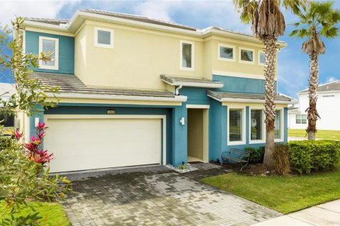House in Kissimmee, Florida 6 bedrooms, 343.83 sq.m. № 797112 - photo 2