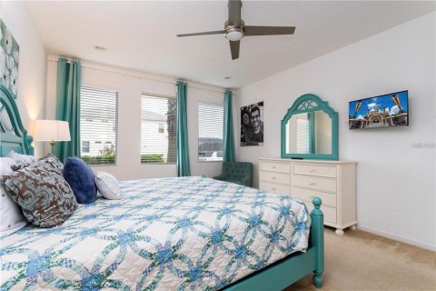 Casa en venta en Kissimmee, Florida, 6 dormitorios, 343.83 m2 № 797112 - foto 12
