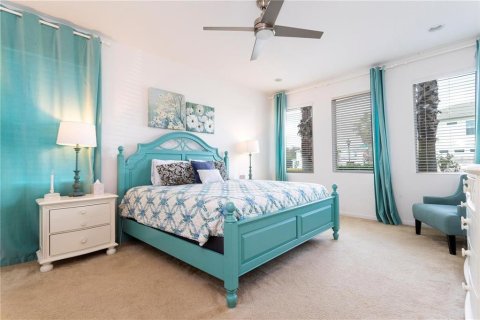 Casa en venta en Kissimmee, Florida, 6 dormitorios, 343.83 m2 № 797112 - foto 11