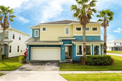 Villa ou maison à vendre à Kissimmee, Floride: 6 chambres, 343.83 m2 № 797112 - photo 1