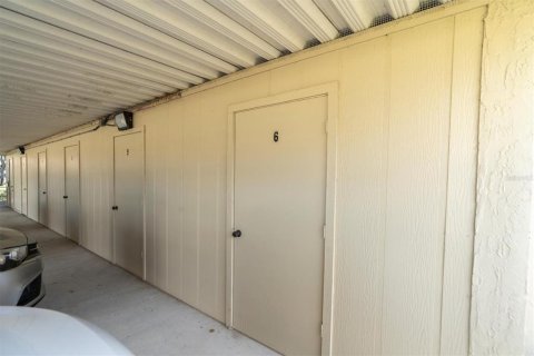 Condo in Port Richey, Florida, 2 bedrooms  № 1425505 - photo 24