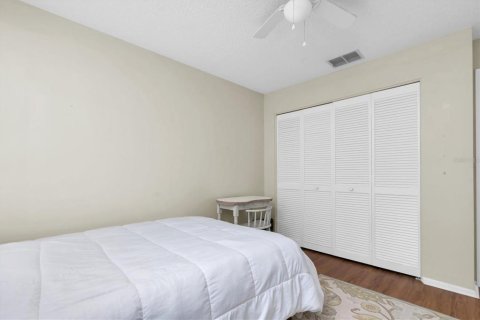 Condo in Port Richey, Florida, 2 bedrooms  № 1425505 - photo 19