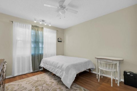 Condo in Port Richey, Florida, 2 bedrooms  № 1425505 - photo 18