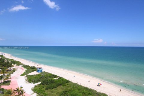 Condominio en venta en Miami Beach, Florida, 2 dormitorios, 181.62 m2 № 1305237 - foto 6