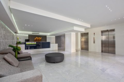 Copropriété à vendre à Miami Beach, Floride: 2 chambres, 181.62 m2 № 1305237 - photo 2