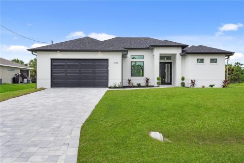 Casa en venta en North Port, Florida, 3 dormitorios, 179.49 m2 № 1299200 - foto 1