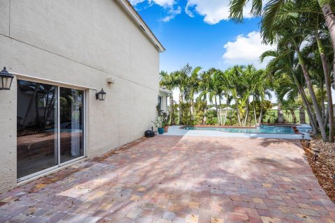 Villa ou maison à vendre à West Palm Beach, Floride: 5 chambres, 294.31 m2 № 1009481 - photo 24