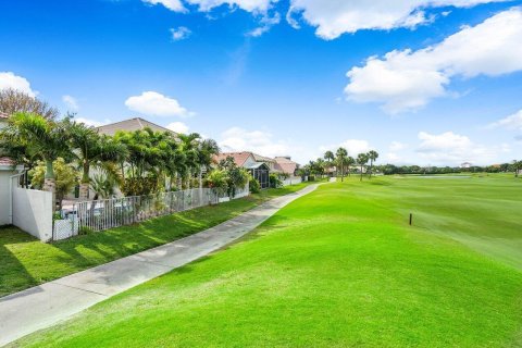 Villa ou maison à vendre à West Palm Beach, Floride: 5 chambres, 294.31 m2 № 1009481 - photo 19