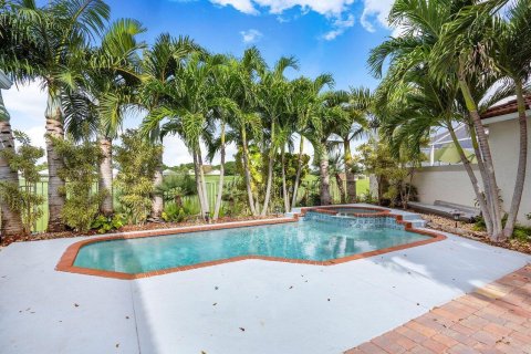 Villa ou maison à vendre à West Palm Beach, Floride: 5 chambres, 294.31 m2 № 1009481 - photo 21