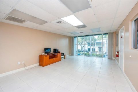 Propiedad comercial en venta en Doral, Florida № 1172844 - foto 3