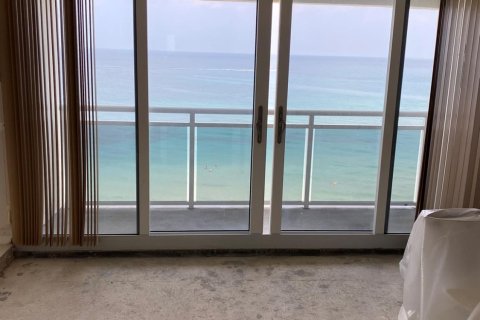 Copropriété à vendre à Deerfield Beach, Floride: 3 chambres, 113.71 m2 № 1172893 - photo 3