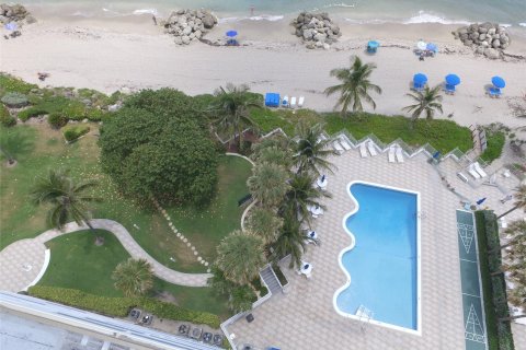 Copropriété à vendre à Deerfield Beach, Floride: 3 chambres, 113.71 m2 № 1172893 - photo 15