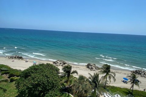 Condominio en venta en Deerfield Beach, Florida, 3 dormitorios, 113.71 m2 № 1172893 - foto 27