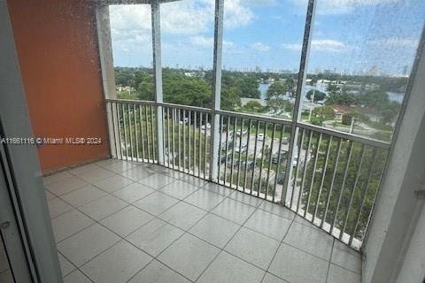 Copropriété à louer à Miami, Floride: 1 chambre, 96.25 m2 № 1367410 - photo 2