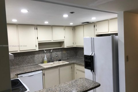 Condominio en venta en Davie, Florida, 1 dormitorio, 83.61 m2 № 1367320 - foto 1