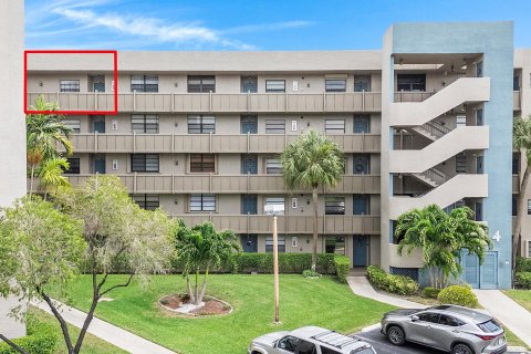 Copropriété à vendre à Pembroke Pines, Floride: 2 chambres, 94.85 m2 № 1117846 - photo 15