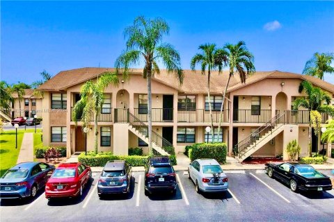 Condo in Boca Raton, Florida, 1 bedroom  № 1233521 - photo 10