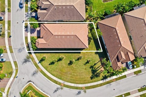 Купить виллу или дом в Паркленд, Флорида 7 комнат, 243.4м2, № 929424 - фото 10