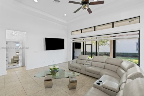 Villa ou maison à vendre à Parkland, Floride: 3 chambres, 243.4 m2 № 929424 - photo 22