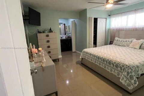 Casa en venta en Miramar, Florida, 3 dormitorios, 141.95 m2 № 983387 - foto 20