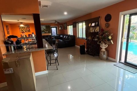 Casa en venta en Miramar, Florida, 3 dormitorios, 141.95 m2 № 983387 - foto 15