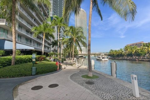 Copropriété à vendre à Miami, Floride: 2 chambres, 103.4 m2 № 1367264 - photo 2