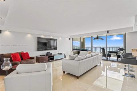 Condo in Fort Lauderdale, Florida, 2 bedrooms  № 1239035 - photo 5