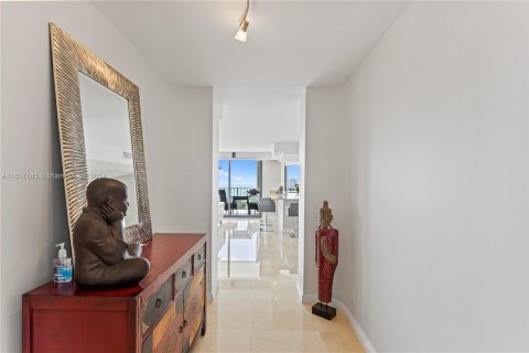 Condo in Fort Lauderdale, Florida, 2 bedrooms  № 1239035 - photo 12