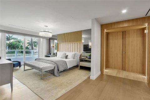 Condominio en venta en Miami Beach, Florida, 2 dormitorios, 248.42 m2 № 1238997 - foto 11