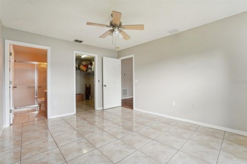 House in Kissimmee, Florida 3 bedrooms, 135.64 sq.m. № 1363021 - photo 18