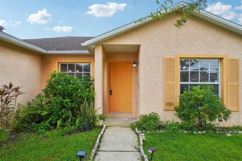 Villa ou maison à vendre à Kissimmee, Floride: 3 chambres, 135.64 m2 № 1363021 - photo 4