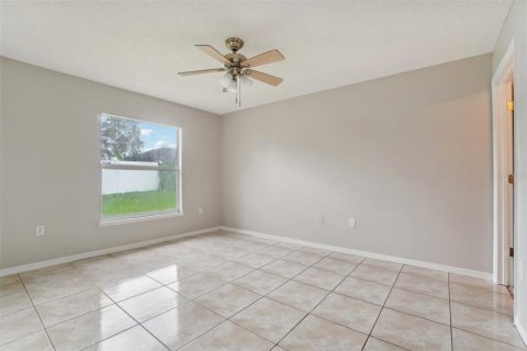 House in Kissimmee, Florida 3 bedrooms, 135.64 sq.m. № 1363021 - photo 17