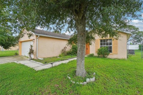 Villa ou maison à vendre à Kissimmee, Floride: 3 chambres, 135.64 m2 № 1363021 - photo 2