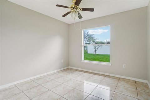 House in Kissimmee, Florida 3 bedrooms, 135.64 sq.m. № 1363021 - photo 24