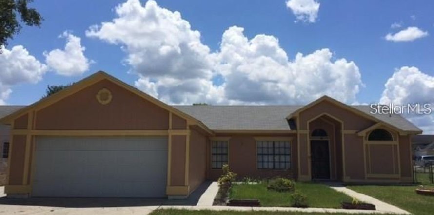 House in Kissimmee, Florida 3 bedrooms, 157.84 sq.m. № 1364363