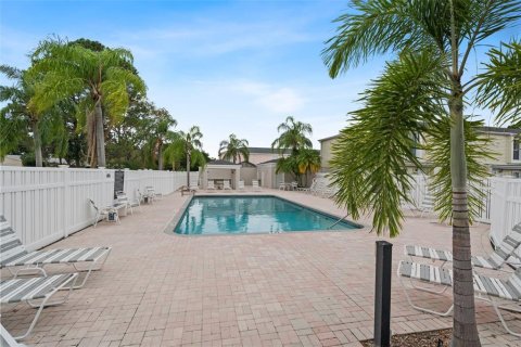 Copropriété à vendre à Tampa, Floride: 2 chambres, 111.48 m2 № 1399388 - photo 4