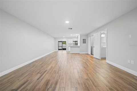 Copropriété à vendre à Tampa, Floride: 2 chambres, 111.48 m2 № 1399388 - photo 8