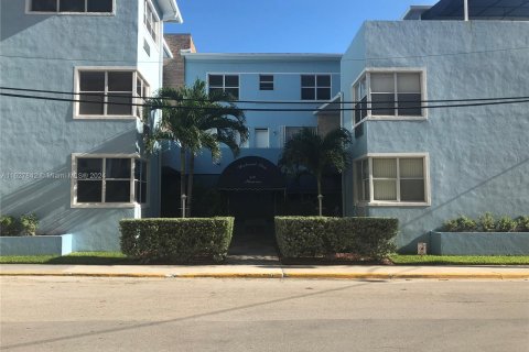 Copropriété à vendre à Hollywood, Floride: 1 chambre, 61.32 m2 № 1282046 - photo 10