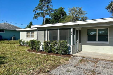 House in DeLand, Florida 3 bedrooms, 102.19 sq.m. № 1143832 - photo 17