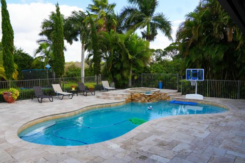 Villa ou maison à vendre à Palm City, Floride: 5 chambres, 384.99 m2 № 833075 - photo 21