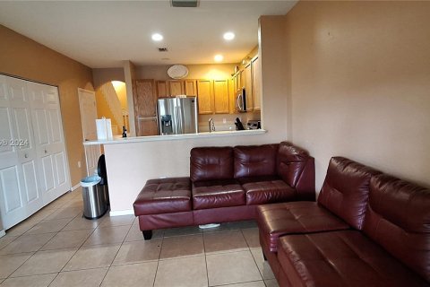 Adosado en venta en Oakland Park, Florida, 2 dormitorios, 132.29 m2 № 1365698 - foto 5