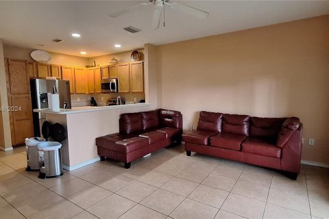 Adosado en venta en Oakland Park, Florida, 2 dormitorios, 132.29 m2 № 1365698 - foto 6