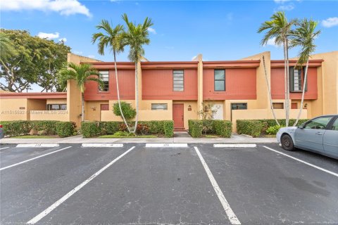 Condominio en venta en Pembroke Pines, Florida, 2 dormitorios, 112.78 m2 № 965231 - foto 5