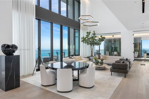 Copropriété à vendre à Miami, Floride: 5 chambres, 1028.24 m2 № 965234 - photo 9