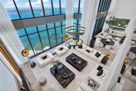 Copropriété à vendre à Miami, Floride: 5 chambres, 1028.24 m2 № 965234 - photo 25