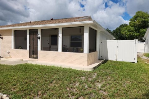 Casa en venta en Kissimmee, Florida, 3 dormitorios, 141.49 m2 № 1308593 - foto 3