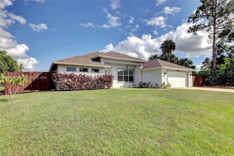 Casa en venta en Port St. Lucie, Florida, 4 dormitorios, 203.27 m2 № 1151355 - foto 3